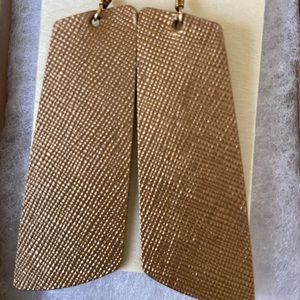 Nickel & Suede earrings. Leather.